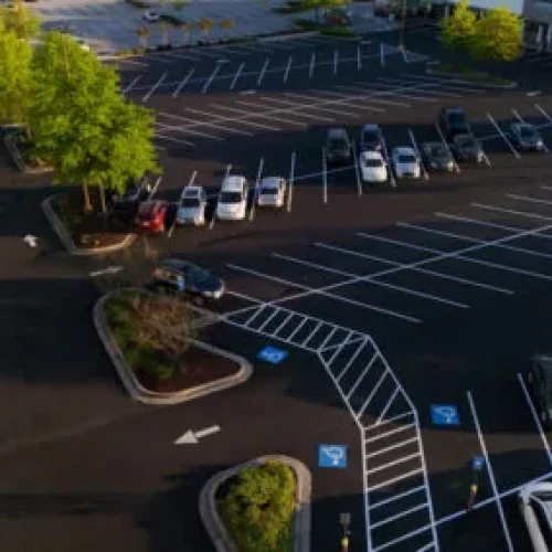 SHOPPING CENTER