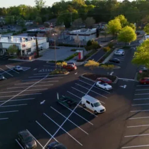 SHOPPING CENTER