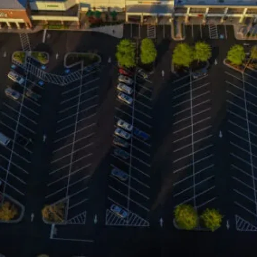 SHOPPING CENTER