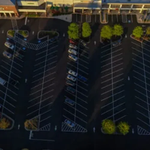 SHOPPING CENTER
